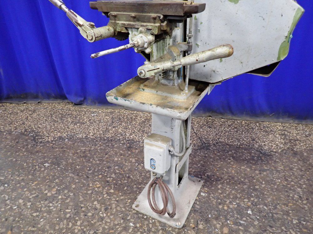 Burke 3 3/4" X 12" Horizontal Mill - No. 3