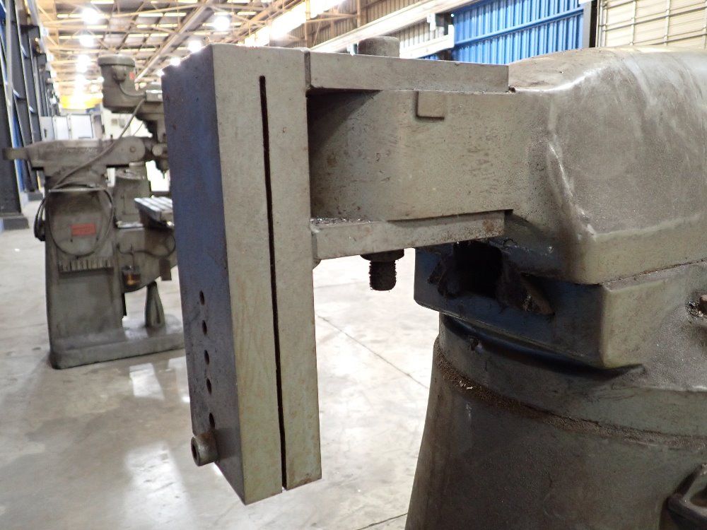 Bridgeport  Vertical Milling Machine