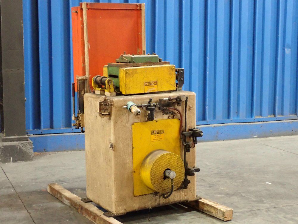 Coil Handling Equipment Straightner