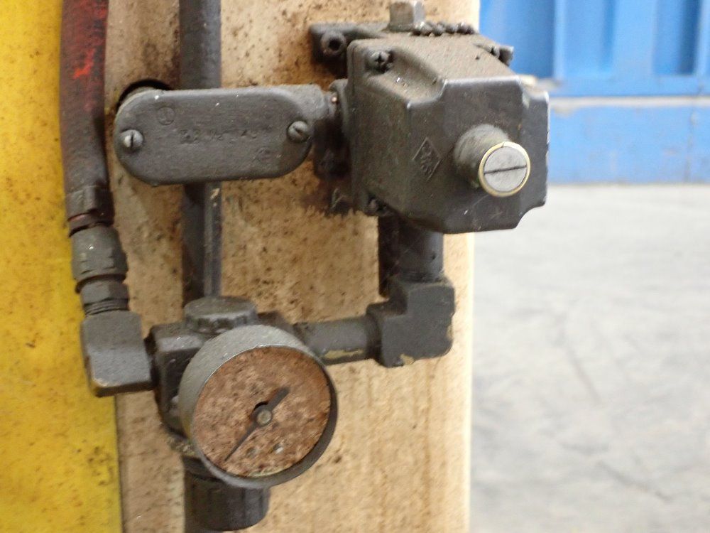 Coil Handling Equipment Straightner