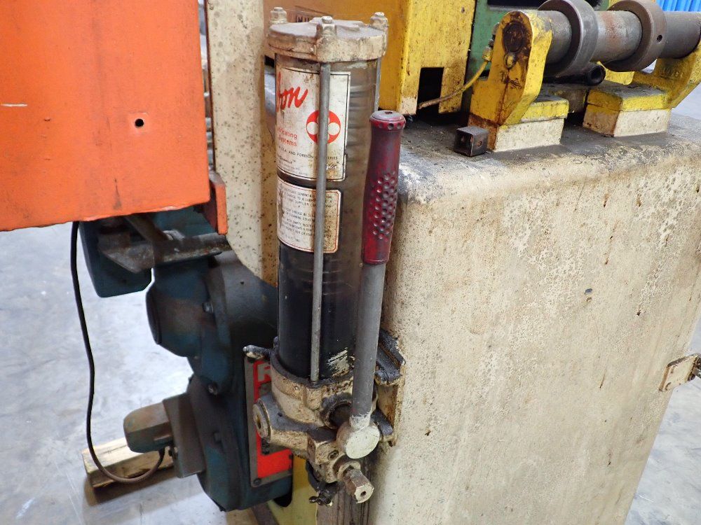 Coil Handling Equipment Straightner