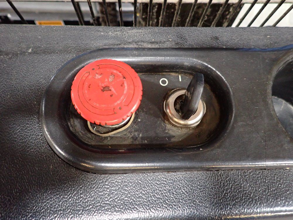 Yale 2000lbs Electric Order Picker - Os030efn24te105