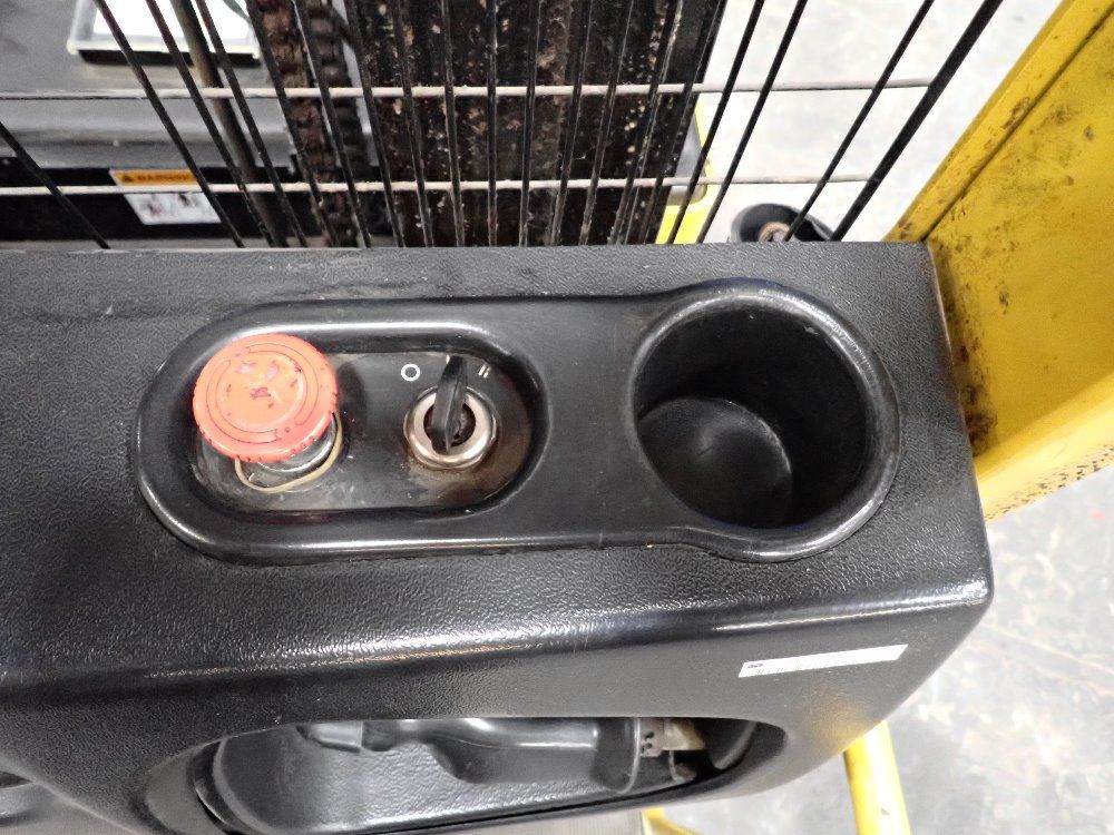 Yale 2000lbs Electric Order Picker - Os030efn24te105