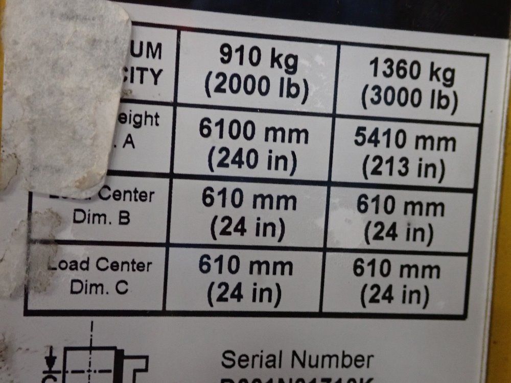 Yale 2000lbs Electric Order Picker - Os030efn24te105