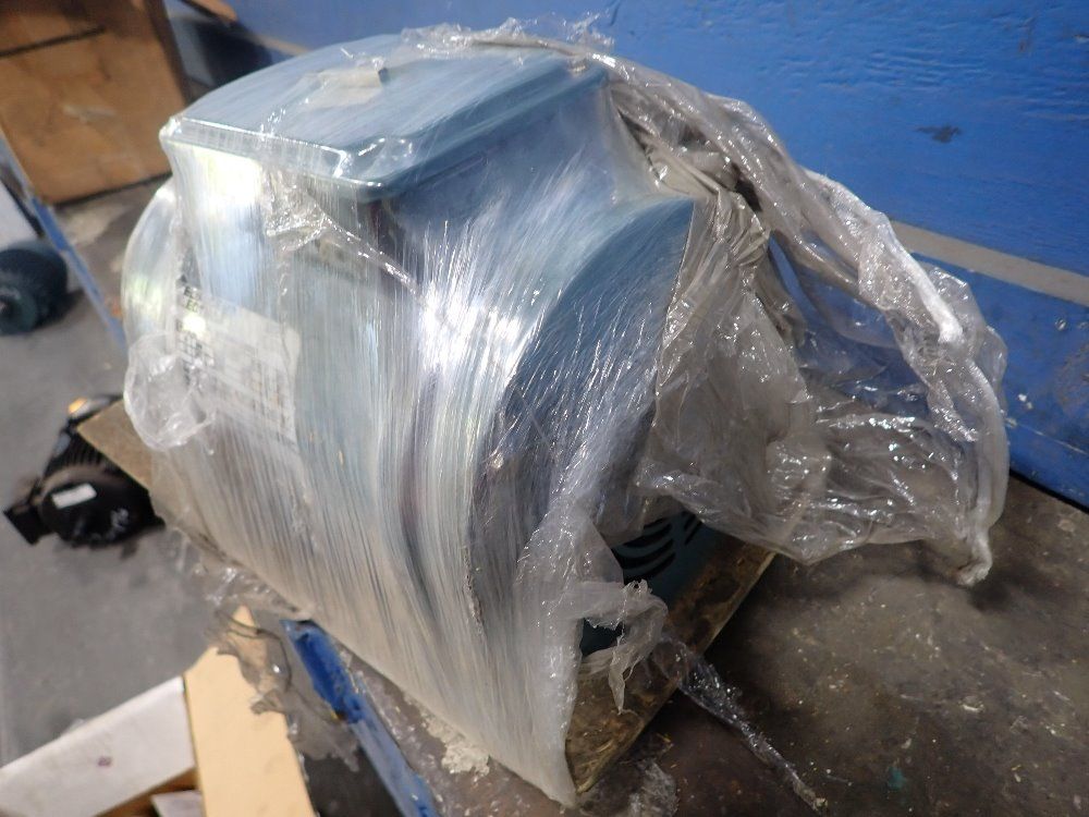 Reliance Electric 1 1/2 Hp Motor - P14x1474n