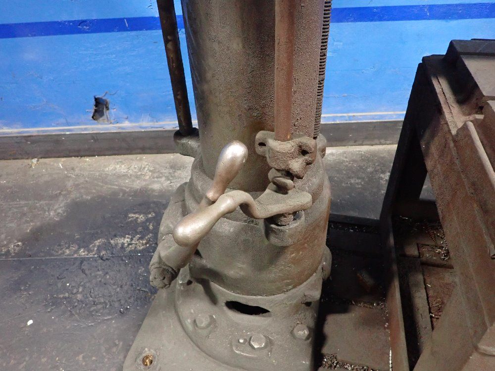 American 9" X 3'9"(45") Radial Arm Drill