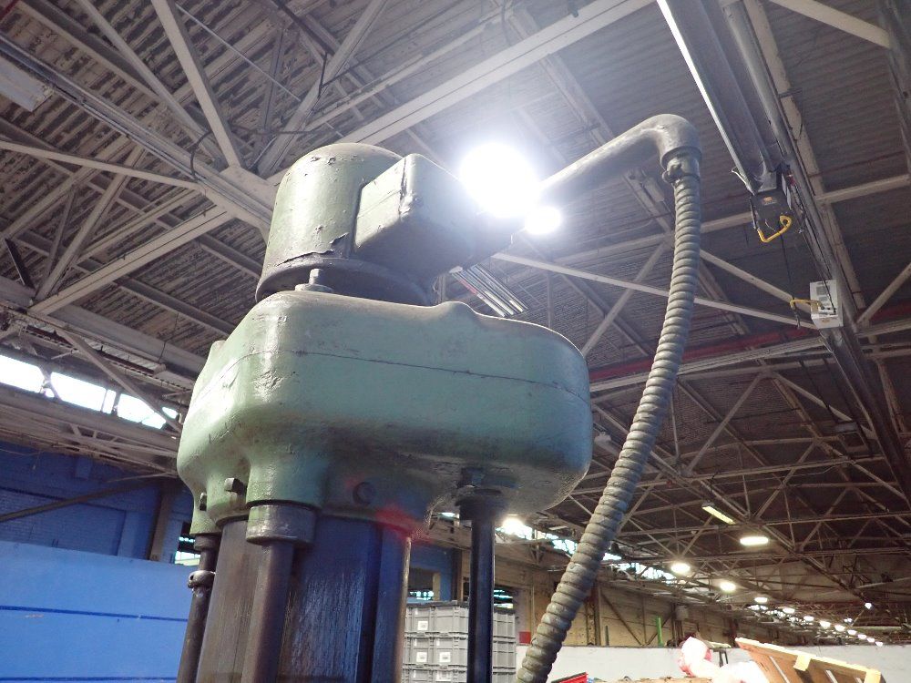 American 9" X 3'9"(45") Radial Arm Drill