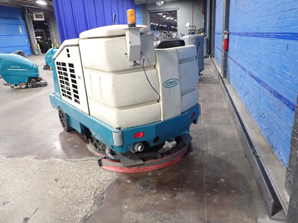 Tennant 42" Floor Sweeper - 8200