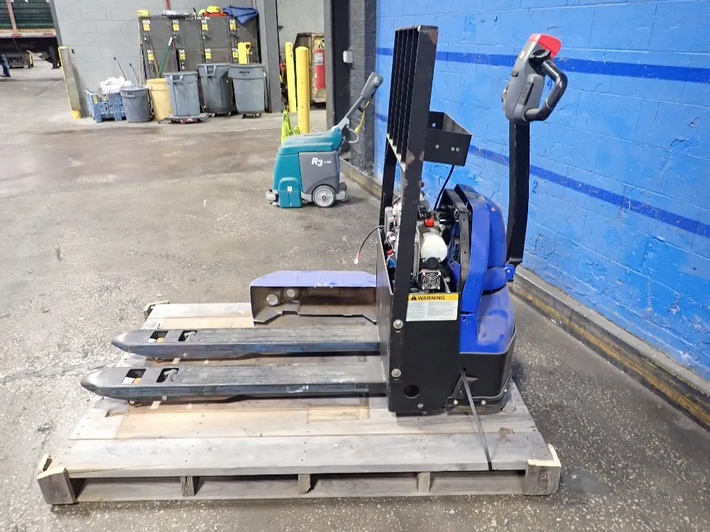 Big Joe 4000 Lbs Electric Pallet Jack - D40