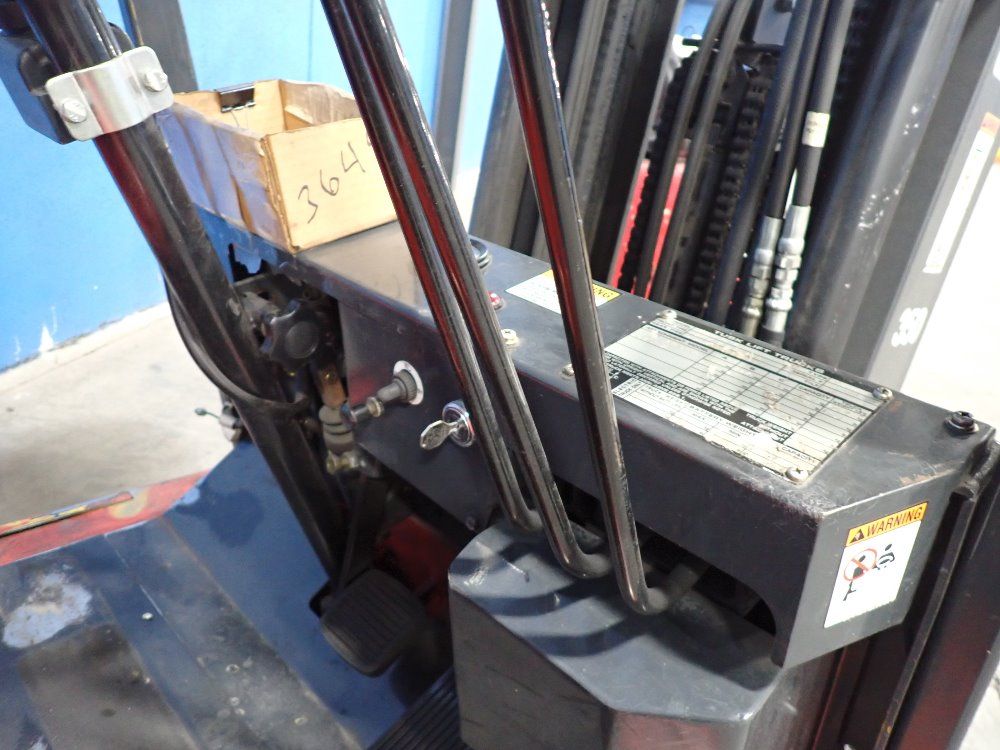 Tusk Lift 2800# Electric Forklift - 350-mbs-3