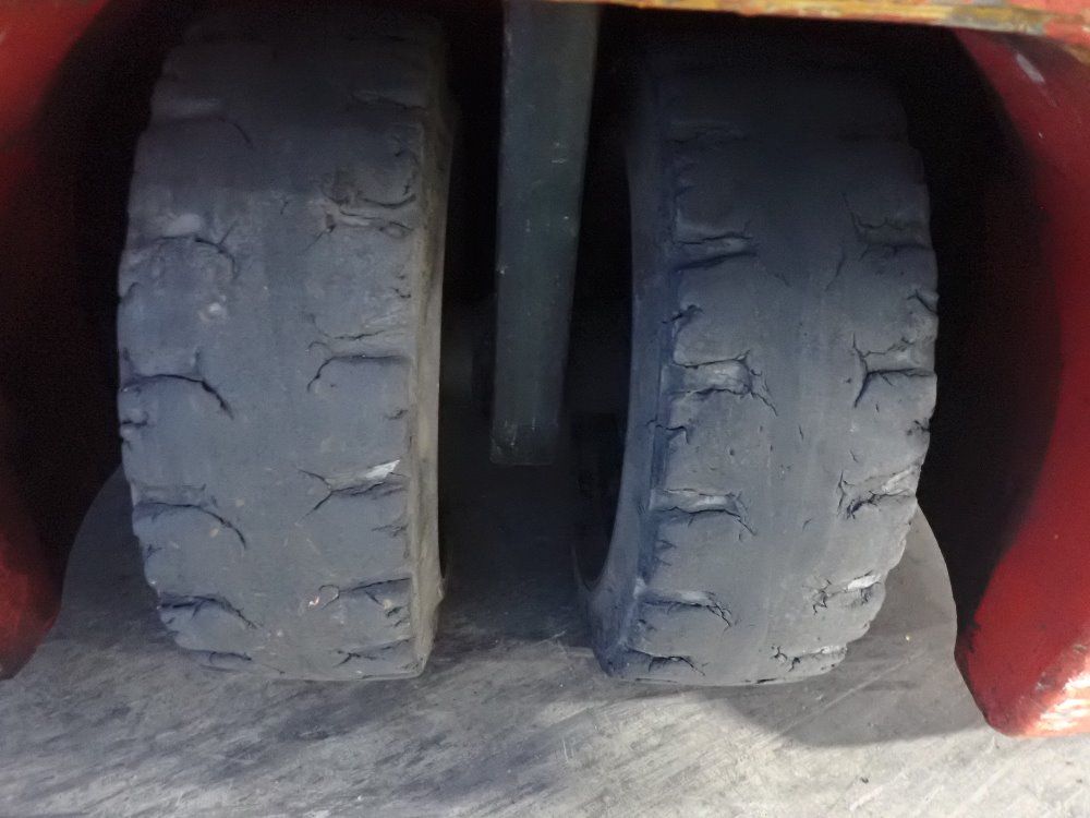 Tusk Lift 2800# Electric Forklift - 350-mbs-3