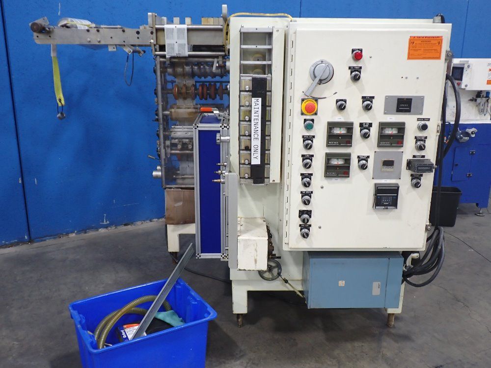 Circle Design V-12 Packaging Machine - V-12