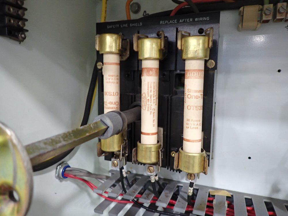 Circle Design V-12 Packaging Machine - V-12