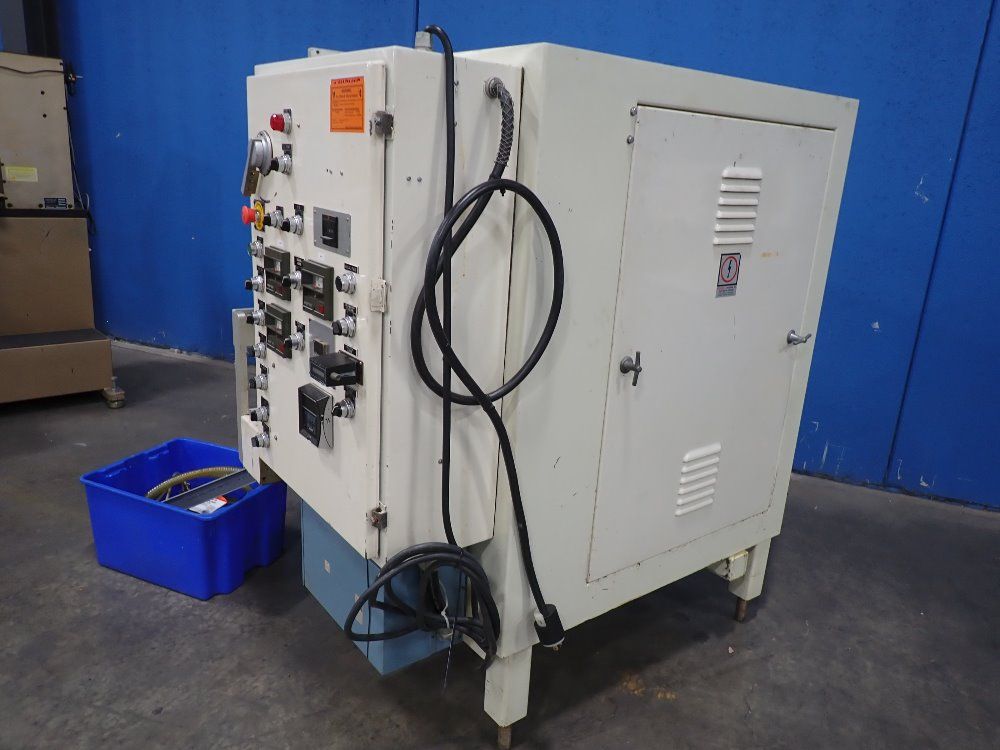 Circle Design V-12 Packaging Machine - V-12