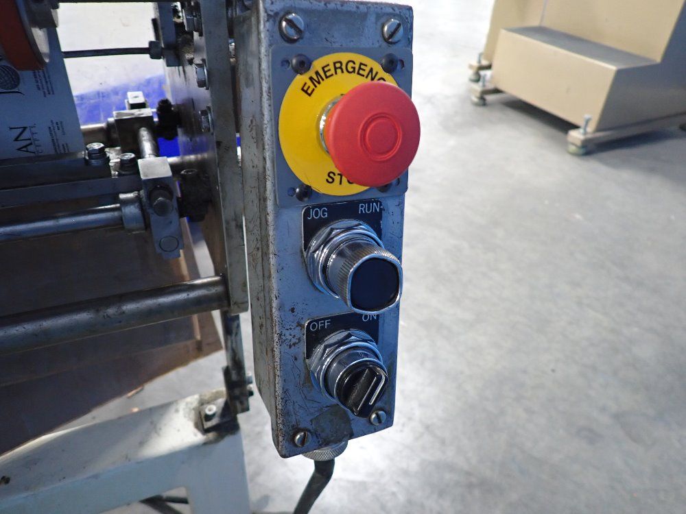 Circle Design V-12 Packaging Machine - V-12