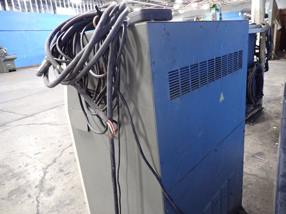 Fanuc Robot Control Cabinet - System R-30ia