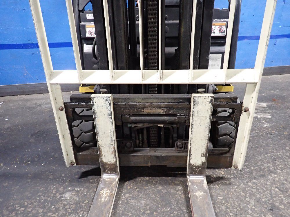 Yale 3650 Lbs Electric Forklift - Erp040vtn36te083