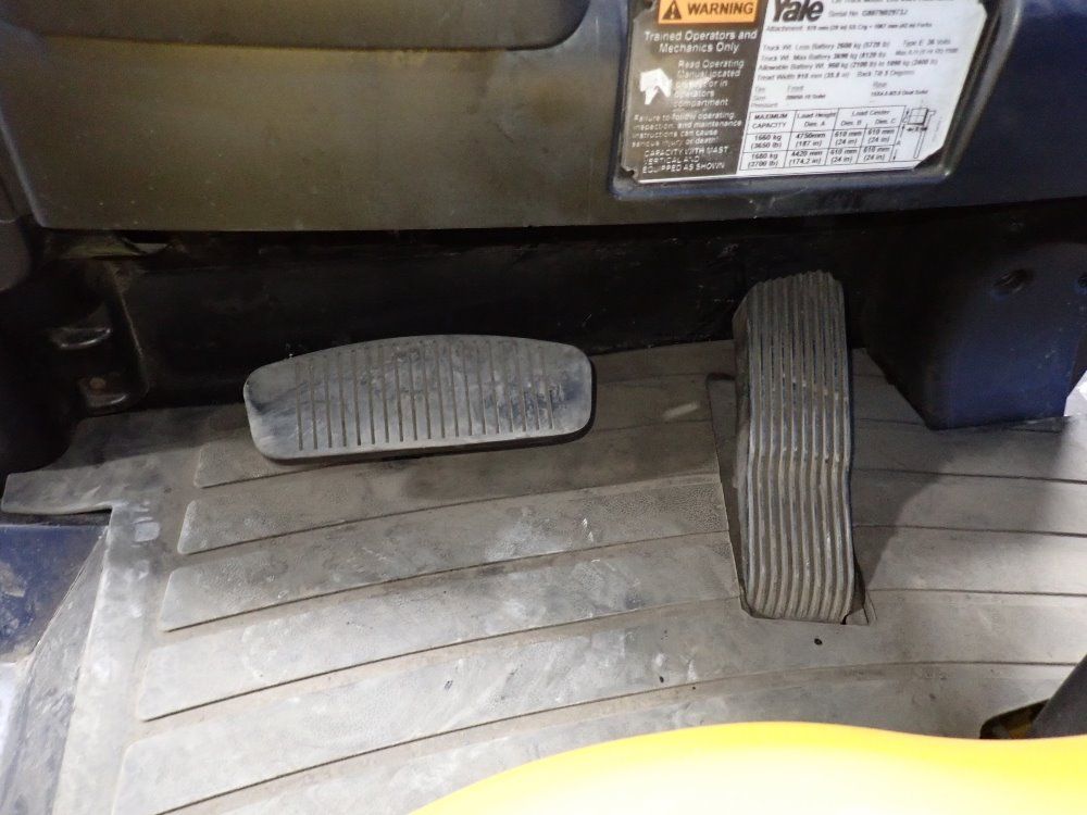 Yale 3650 Lbs Electric Forklift - Erp040vtn36te083