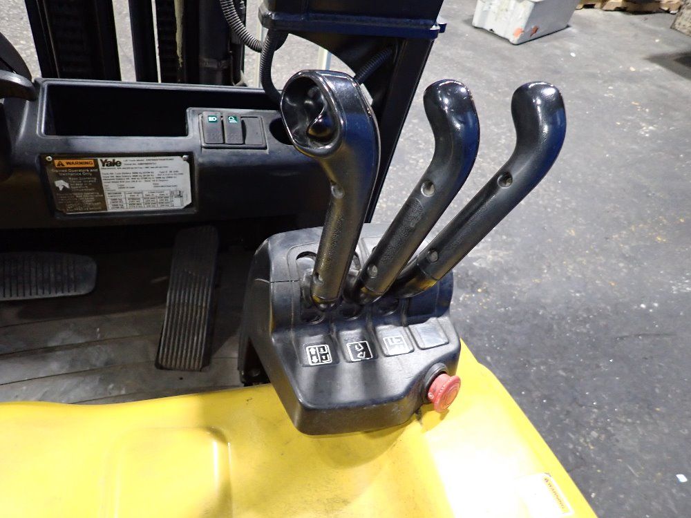 Yale 3650 Lbs Electric Forklift - Erp040vtn36te083