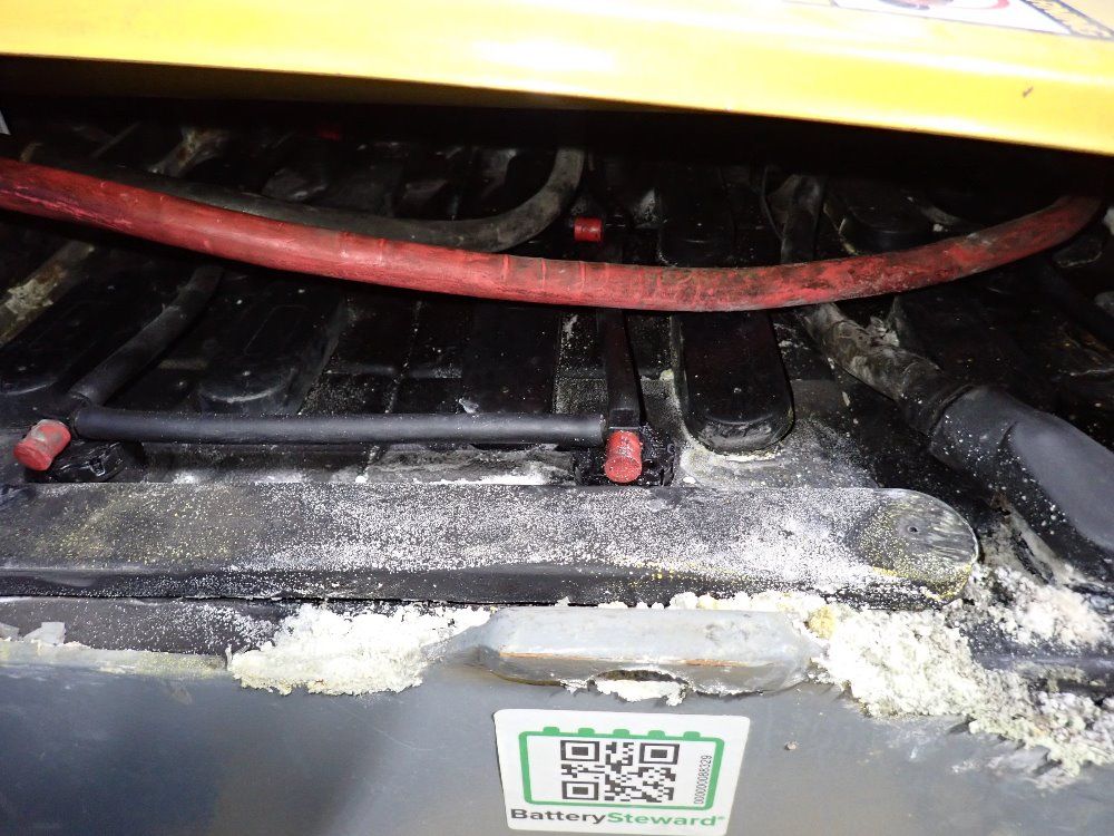 Yale 3650 Lbs Electric Forklift - Erp040vtn36te083