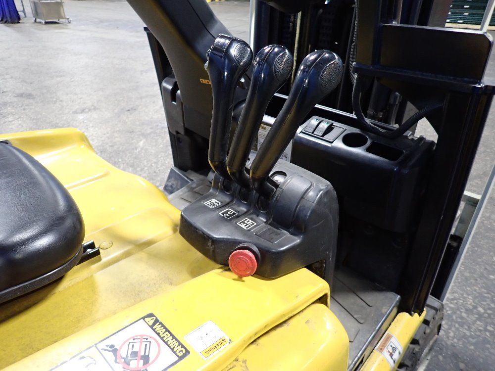 Yale 3650 Lbs Electric Forklift - Erp040vtn36te083