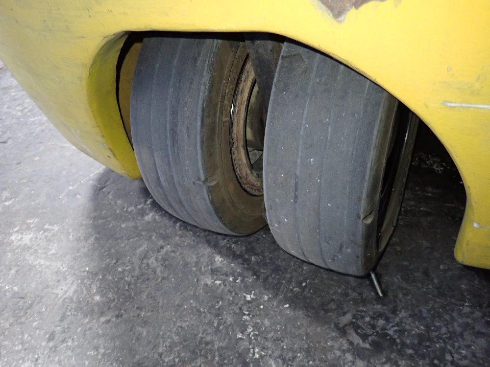 Yale 3650 Lbs Electric Forklift - Erp040vtn36te083