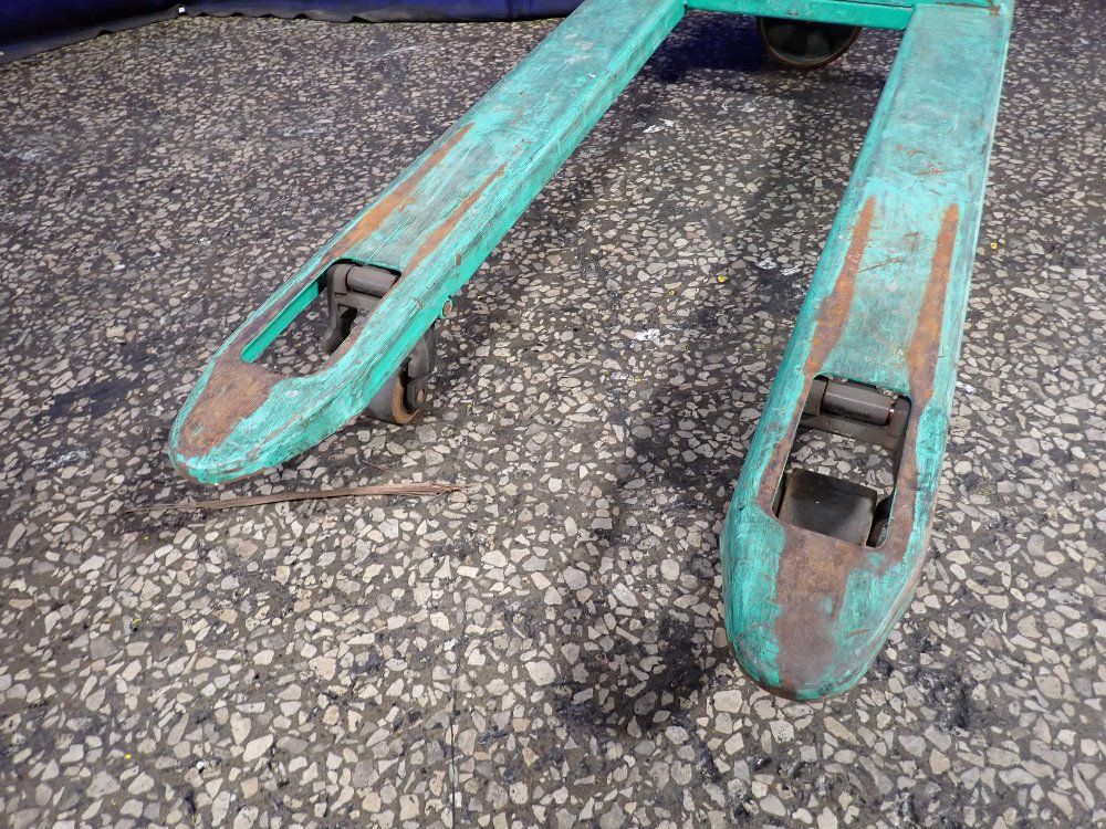 Mitsubishi 5000 Lbs Pallet Jack