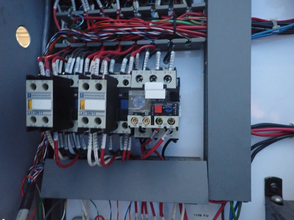 Santec 60" X 12" Cnc Vertical Mill - Rb40