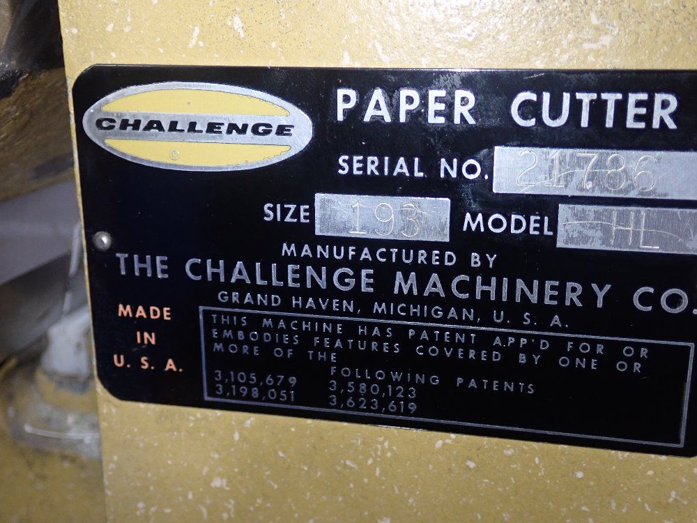 Challenger 19 1/4" Paper Cutter - Hl