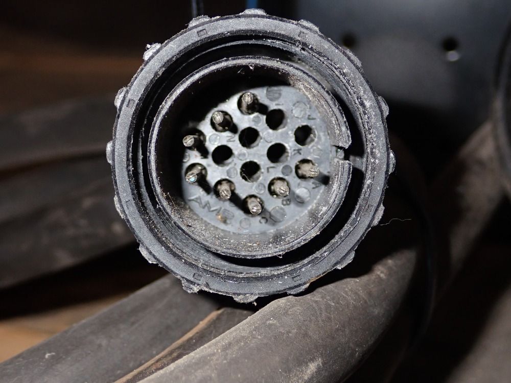 Miller Wire Feeder - 24a