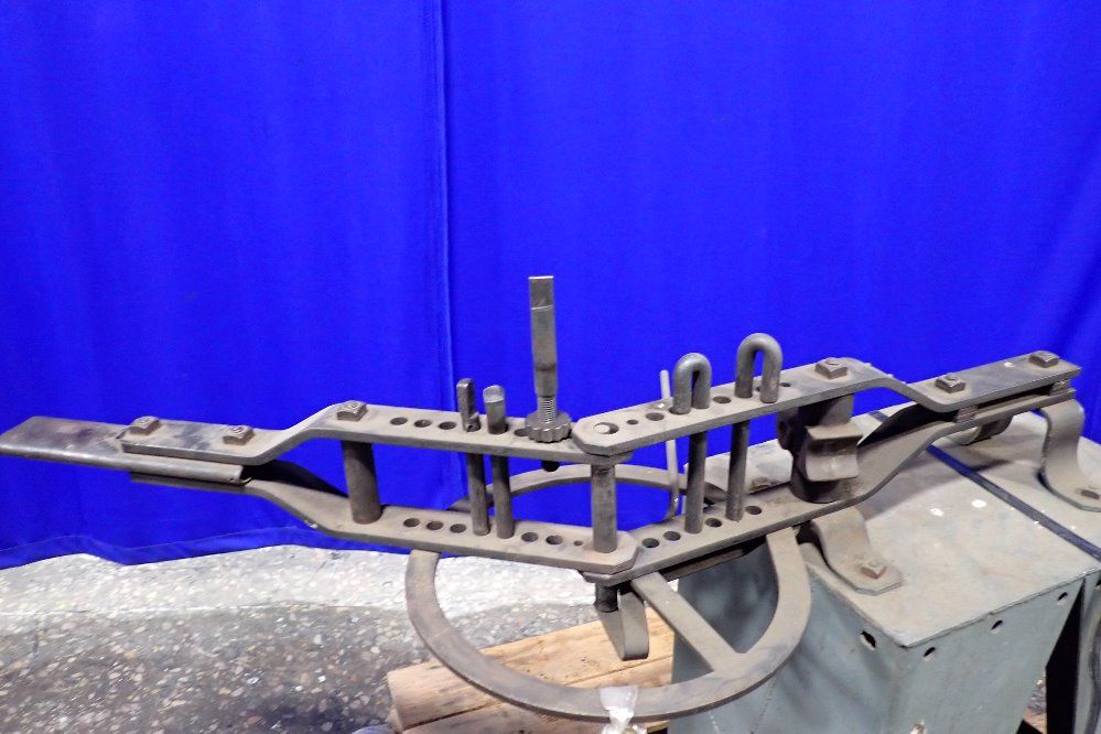 Hossfeld Universal Iron Bender - Wrenchless Type