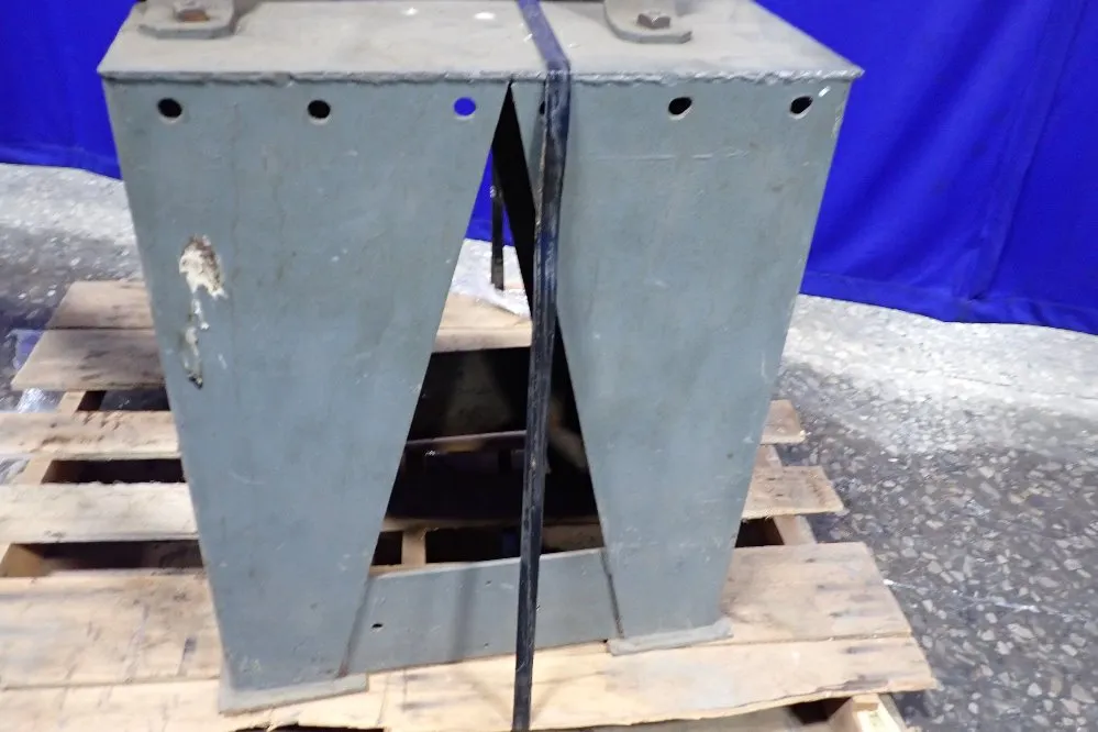 Hossfeld Universal Iron Bender - Wrenchless Type