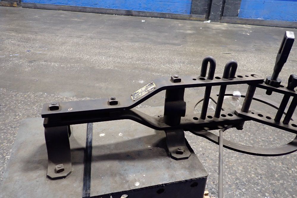 Hossfeld Universal Iron Bender - Wrenchless Type