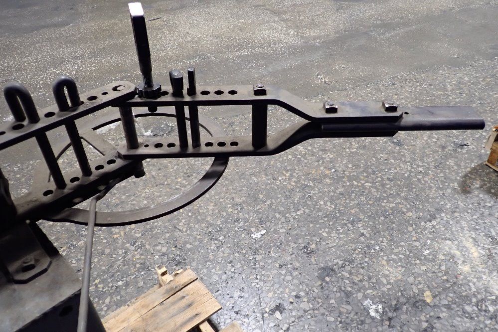 Hossfeld Universal Iron Bender - Wrenchless Type