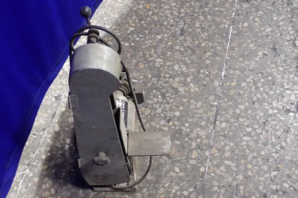 Jet Equipment Tools 1/2 Hp Bench Sander - Bgs-6