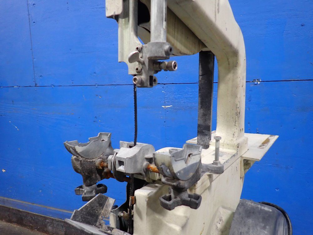 Delta 13 3/4" Vertical Band Saw - 28-245