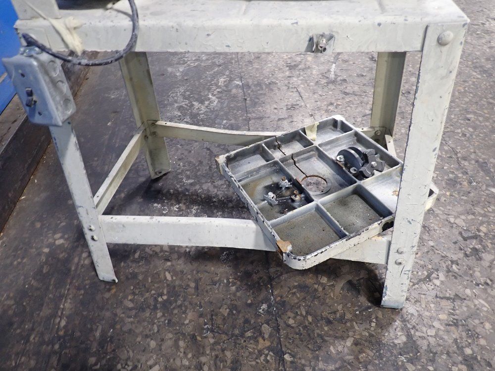 Delta 13 3/4" Vertical Band Saw - 28-245