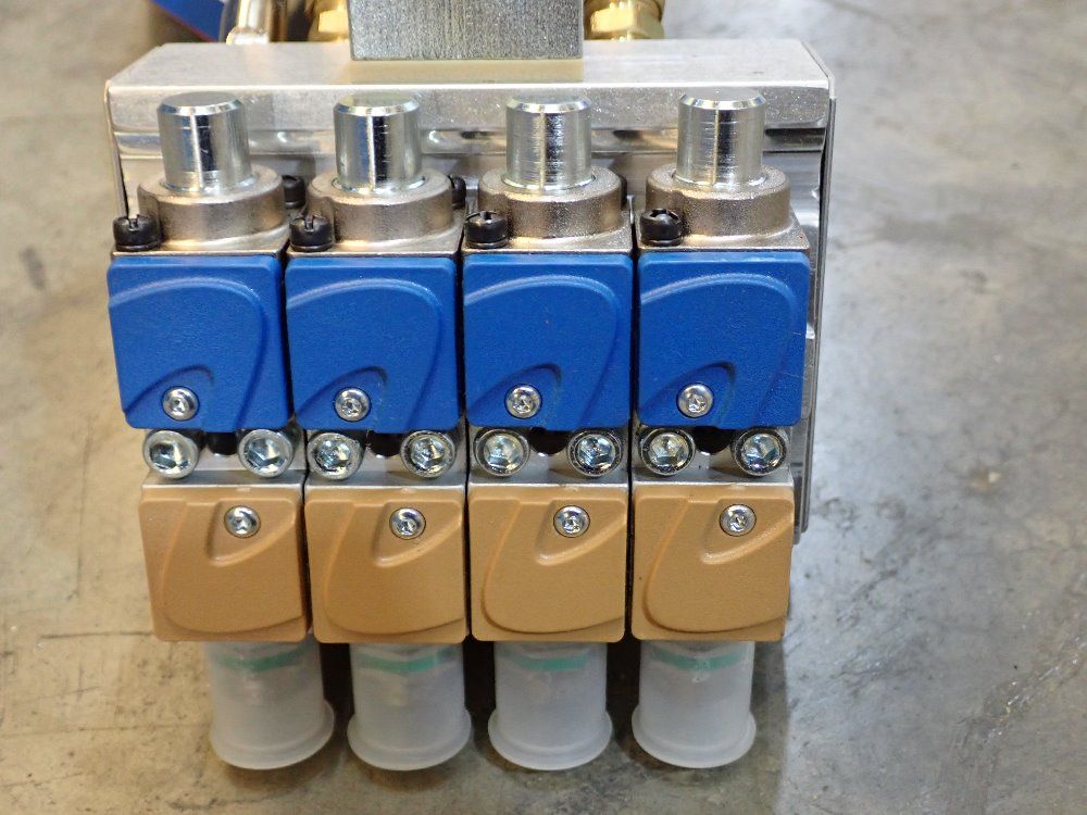 Nordson Pnuematic Applicator - Sura12-4-t