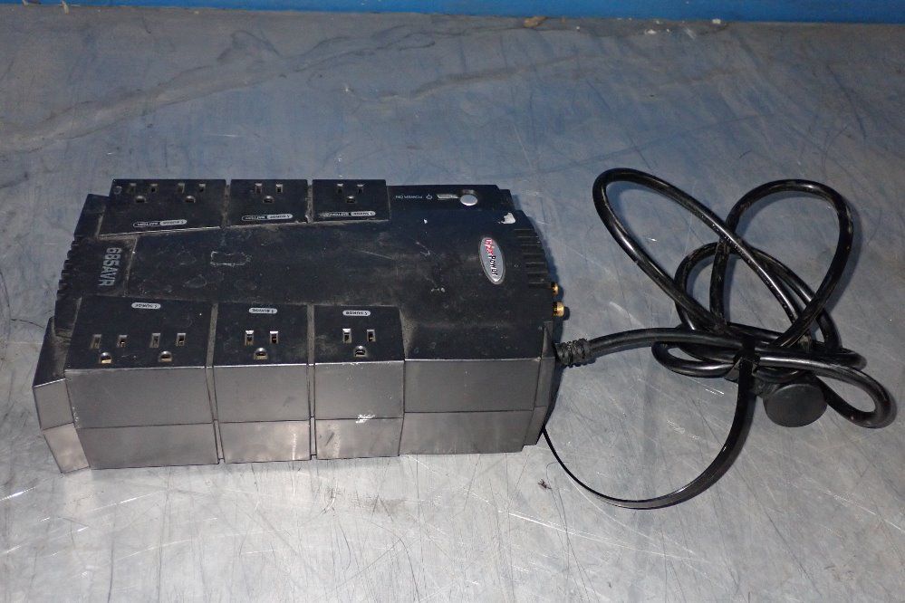 Cyber Power 12a Battery Port - 685avr