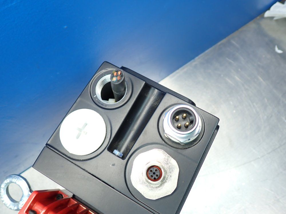 Sew Servodrive Movipro Drive And Application Controller - Phc21a-a075m1-e31a-00