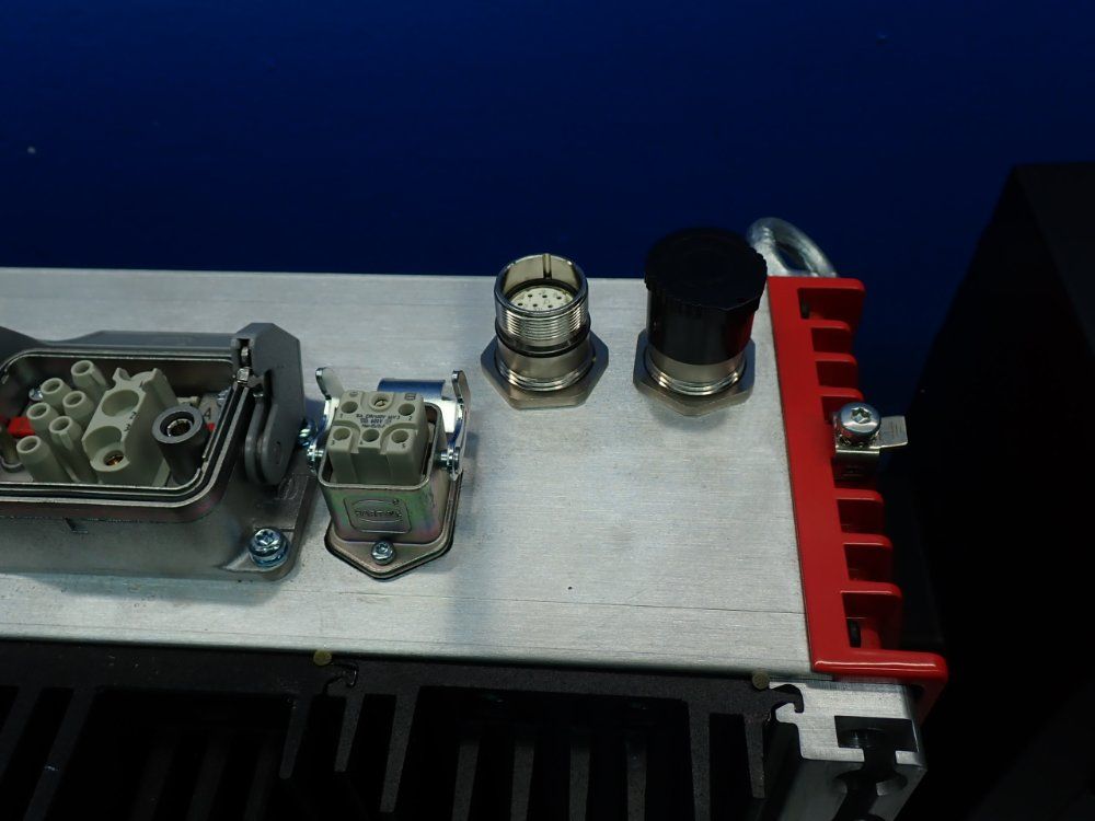 Sew Servodrive Movipro Drive And Application Controller - Phc21a-a075m1-e31a-00