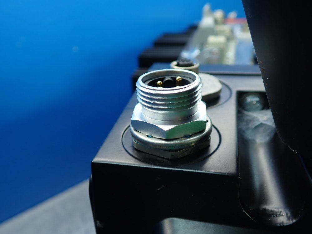 Sew Servodrive Movipro Drive And Application Controller - Phc21a-a075m1-e31a-00