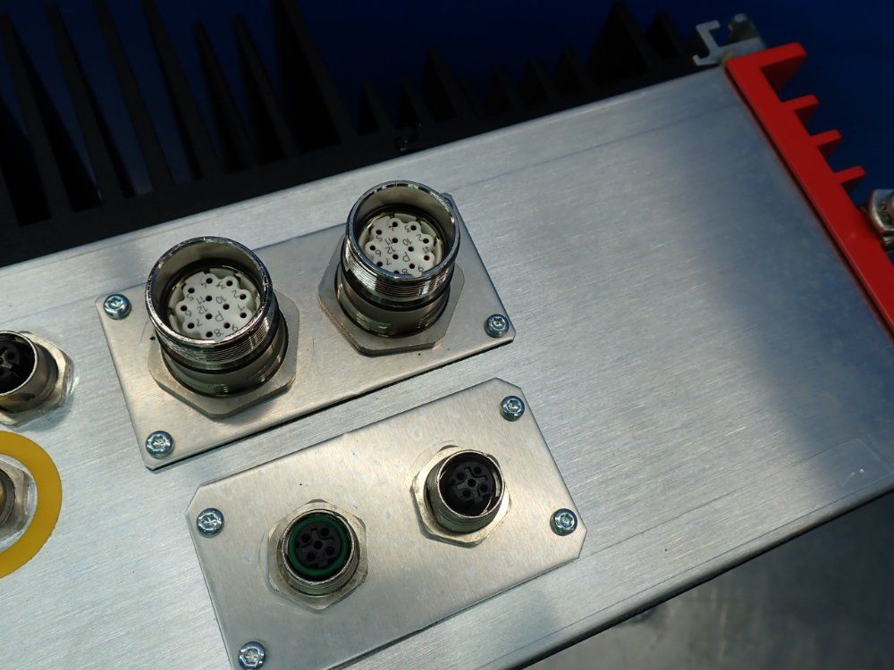 Sew Servodrive Movipro Drive And Application Controller - Phc21a-a075m1-e31a-00