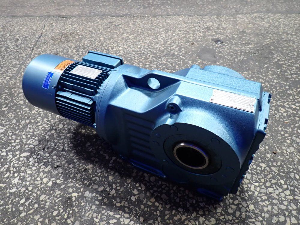 Sew-eurodrive 2 Hp Gear Drive - 850084544.08.08.001