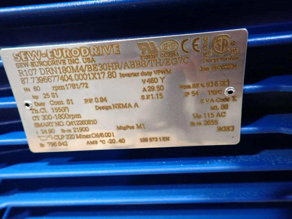 Sew-eurodrive 25 Hp Gear Drive - 87.7296677404.0001x17.80