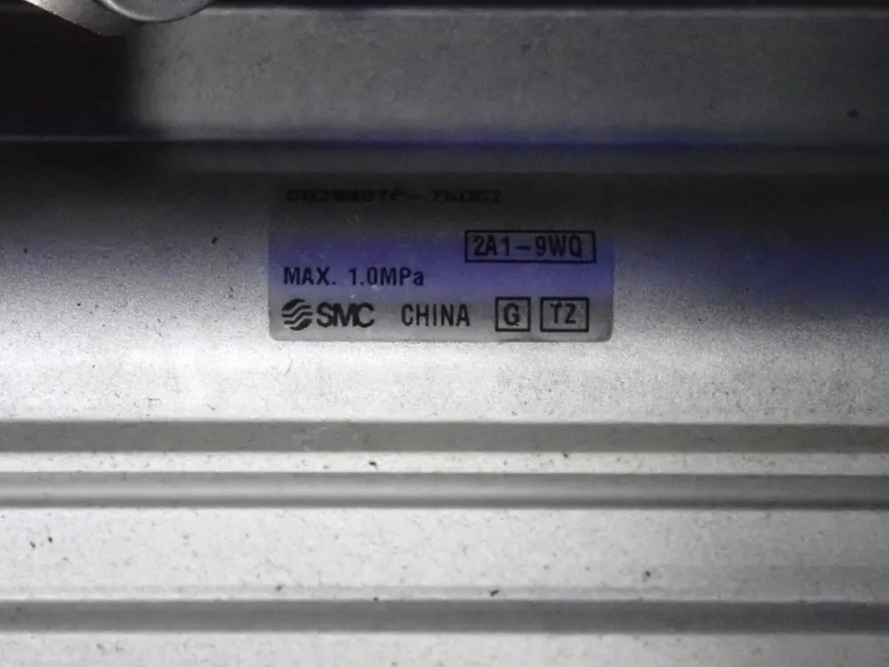 Smc Compact Cylinder - Cq2b32tf-75dcmz