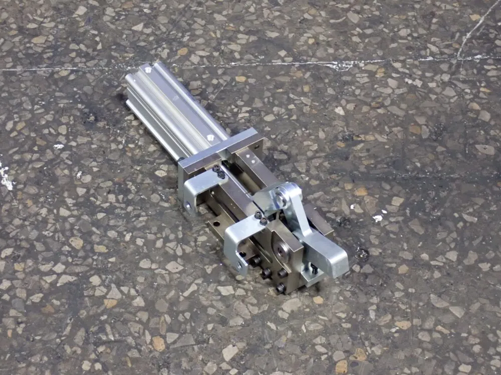 Smc Compact Cylinder - Cq2a63tf-175dcz