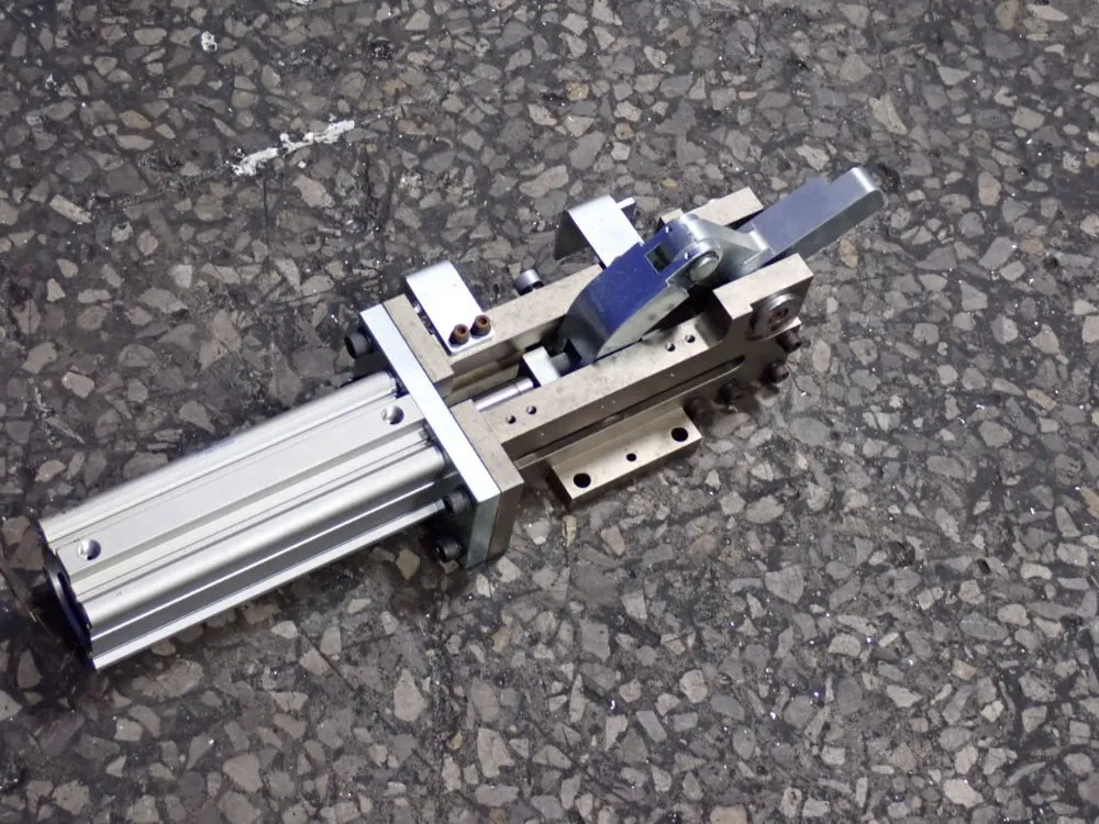 Smc Compact Cylinder - Cq2a63tf-175dcz