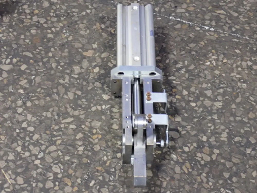 Smc Compact Cylinder - Cq2a100tf-175dcz