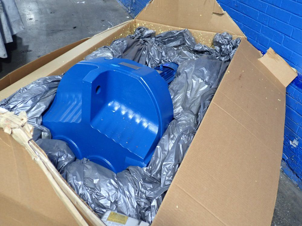 Sew-eurodrive Gear Drive - Fa127/gr77dre100lc4be5hr/abb8